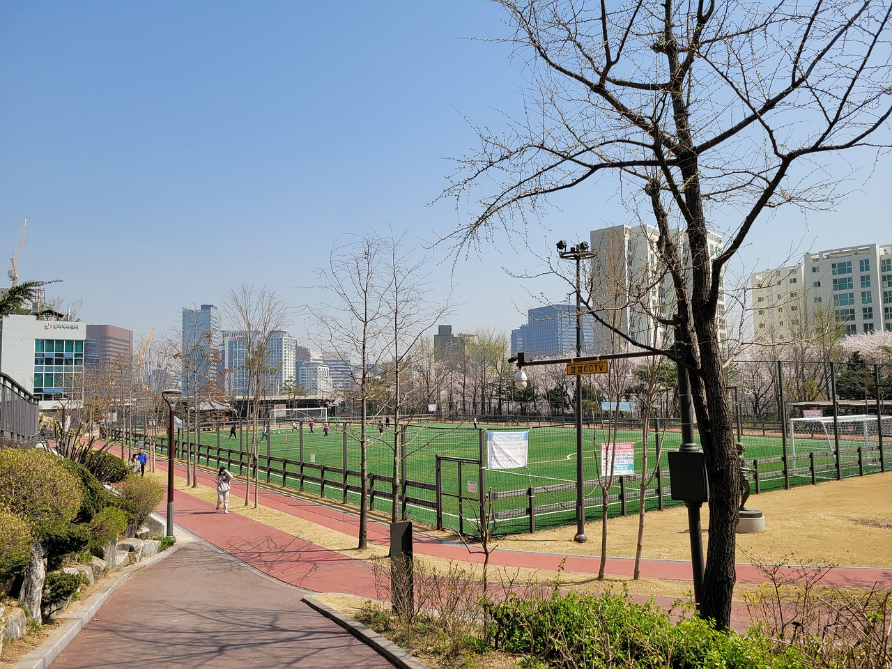 强队之间的 强队之间的